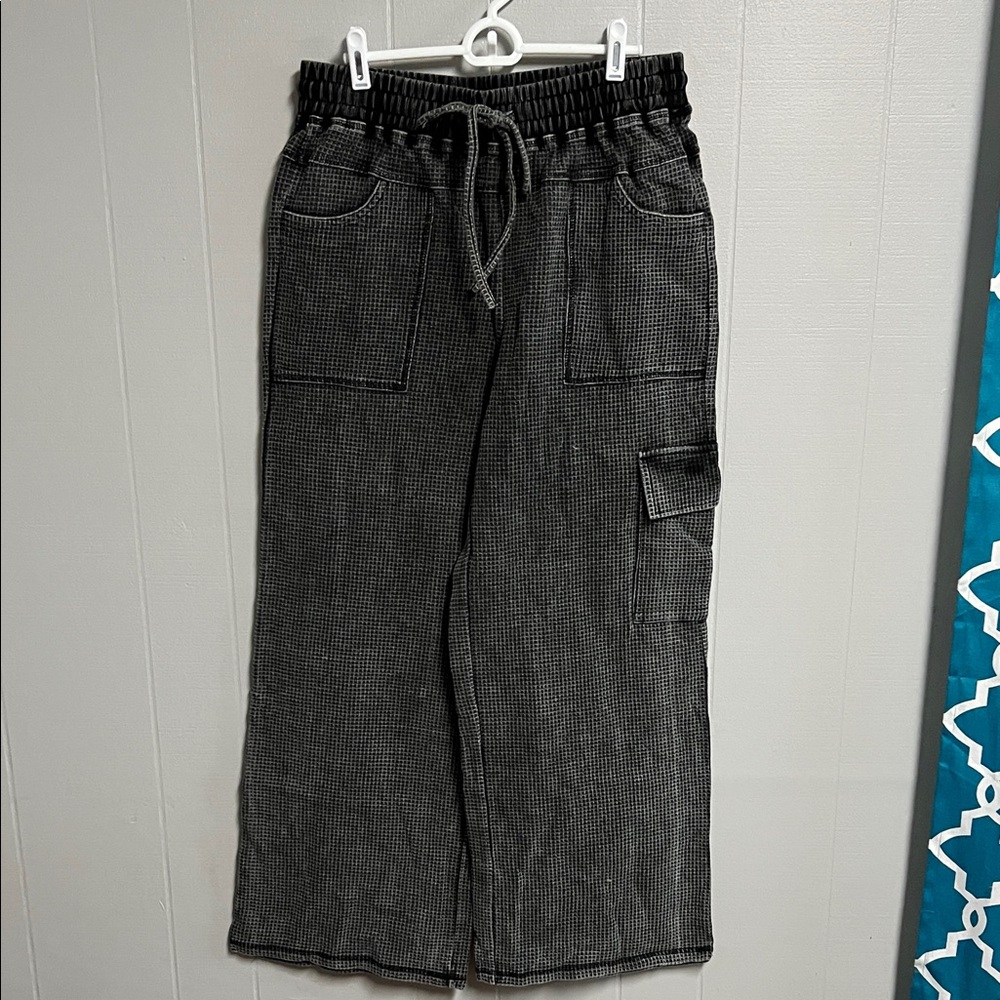 NWT Gilli Pants Large Black